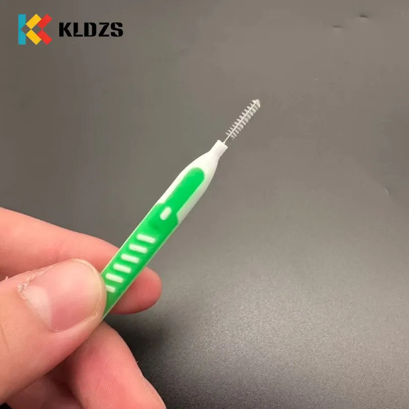 Push-Pull fogközi kefe